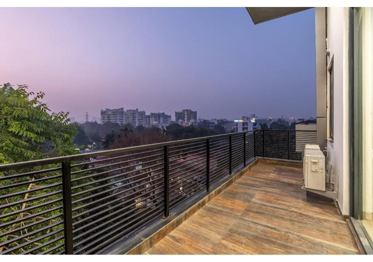 Wandr Hotel Golf Course Road, Near Cyber City, Gurugram グルガウン